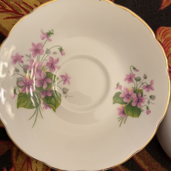 Royal Sutherland Cup and Saucer - Picture 4 of 8